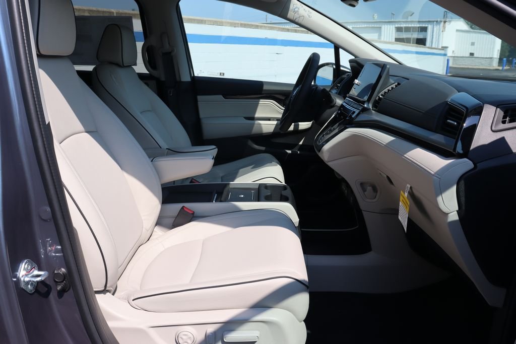 Used 2026 Gray Honda Touring image 22