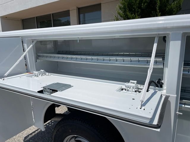 New 2026 Oxford White Ford F-250® XL image 52