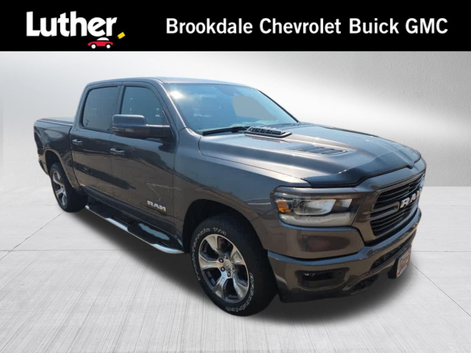 2024 RAM 1500 Laramie 4x4 Crew Cab 5'7's photo