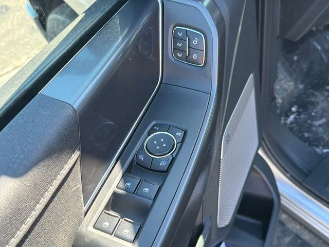 New 2026 Iconic Silver Metallic Ford Lariat® image 25