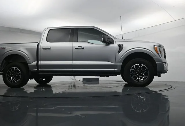 Used 2023 Silver Ford XLT image 37