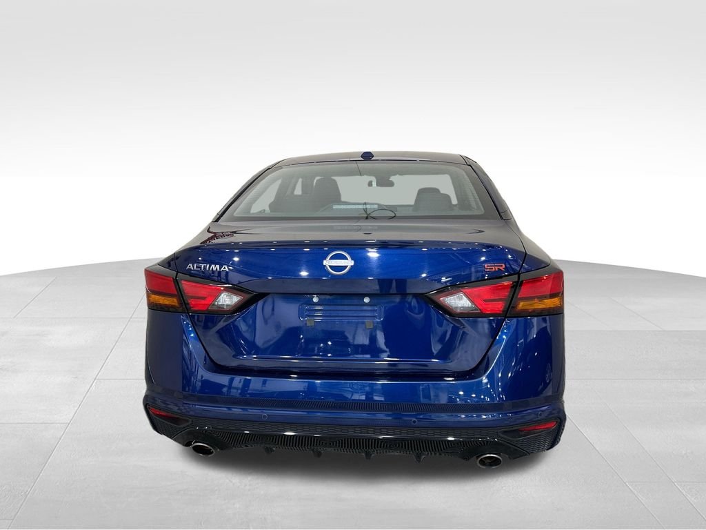 Used 2024 Blue Nissan 2.5 SR image 4
