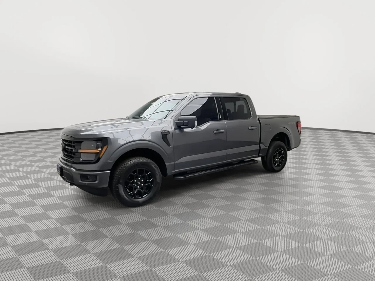 Used 2024 Gray Ford XLT image 39