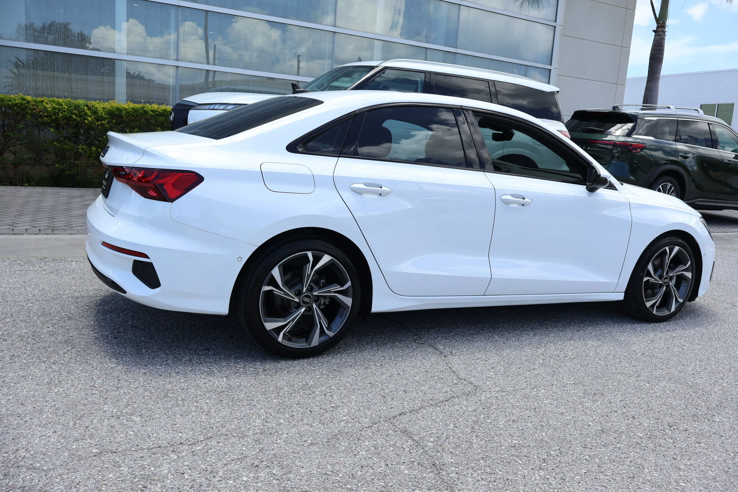 Used 2023 Ibis White Audi Premium Plus image 10