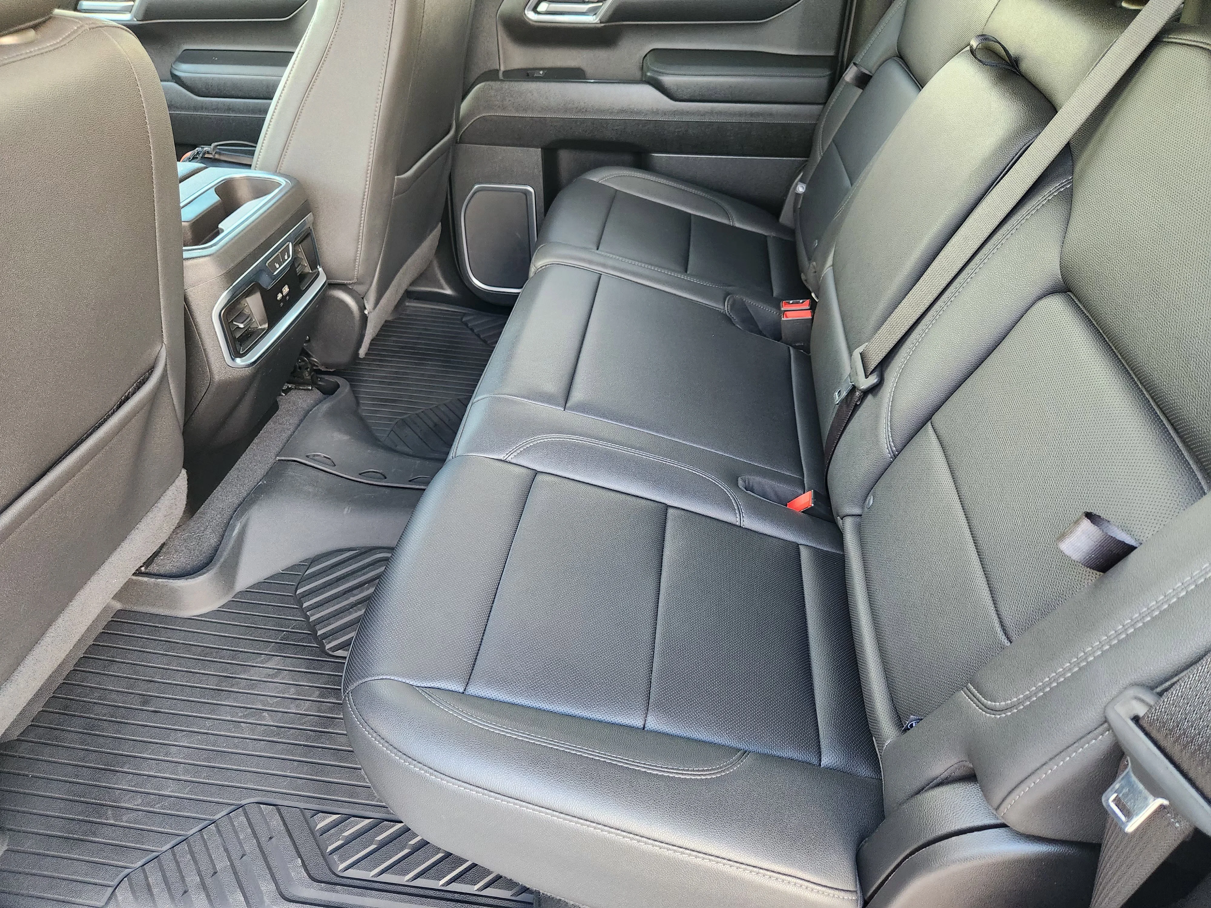 Used 2023 Summit White Chevrolet LTZ image 30