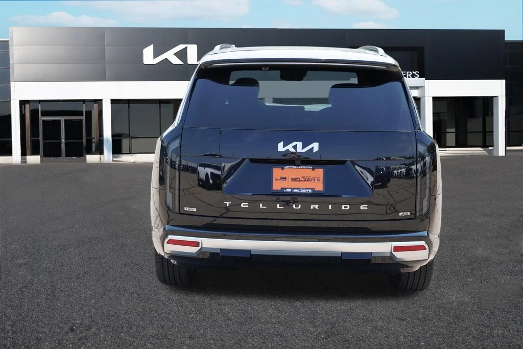 New 2027 Ebony Black Kia SX Prestige image 4