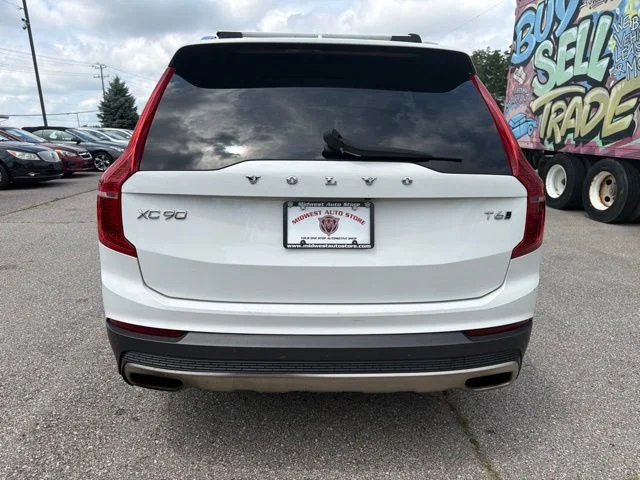 Used 2016 White Volvo T6 Momentum image 5