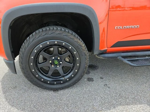 Used 2019 CRUSH Chevrolet 4WD Z71 image 27