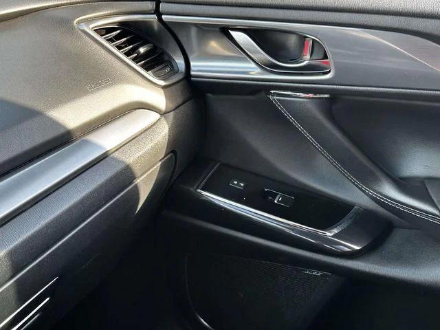 Used 2021 Jet Black Mica Mazda Grand Touring image 28