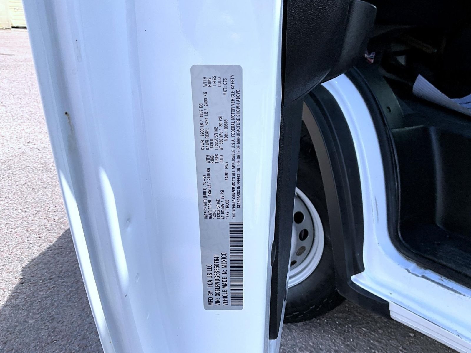 Used 2025 White Ram High Roof image 22