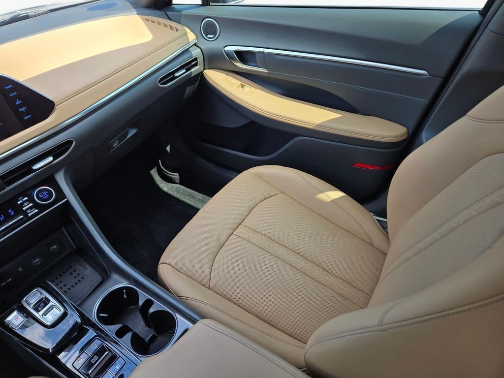 Used 2023 Blue Hyundai Limited image 19