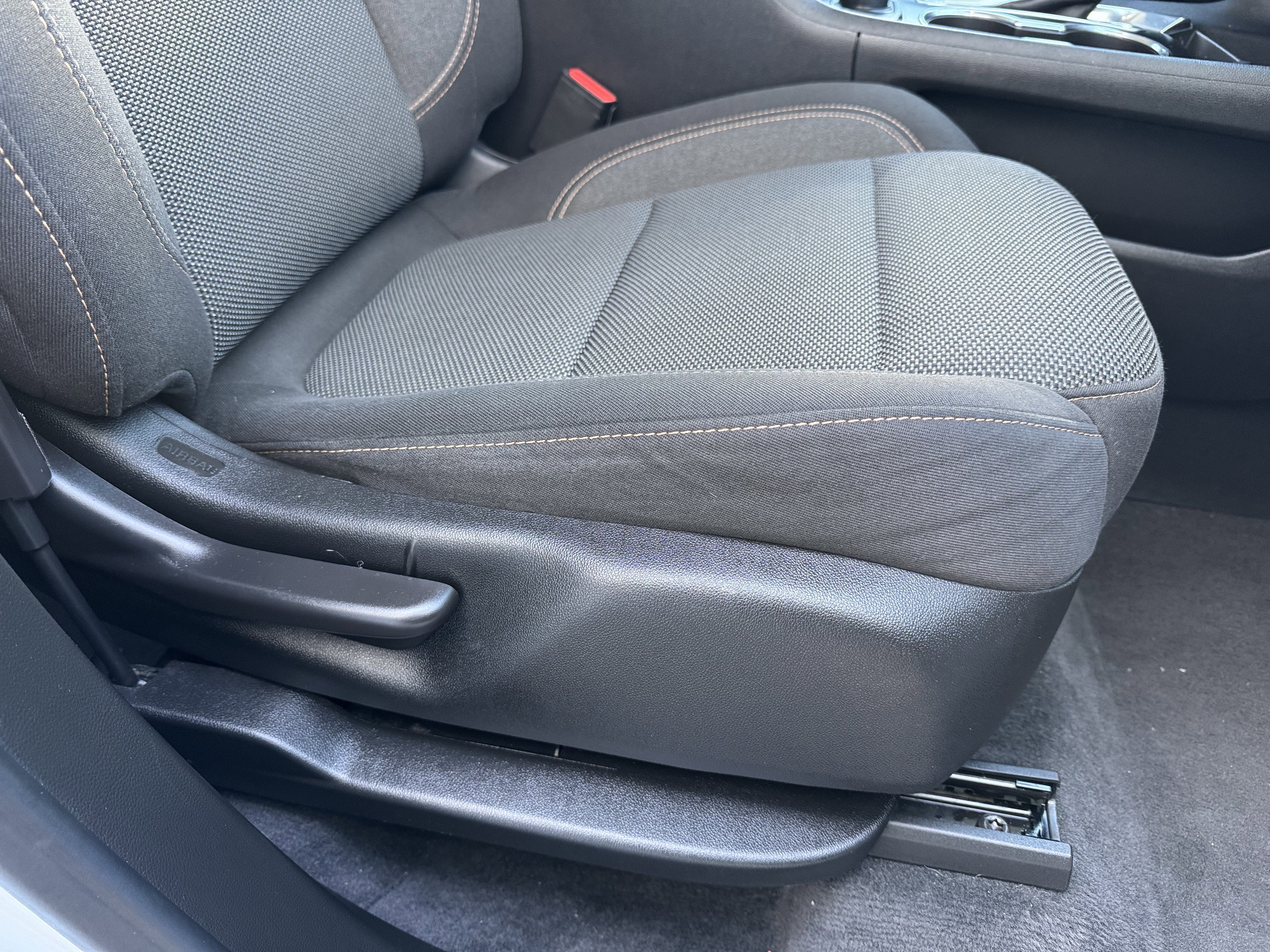 2020 Chevrolet Traverse LS - Photo 25