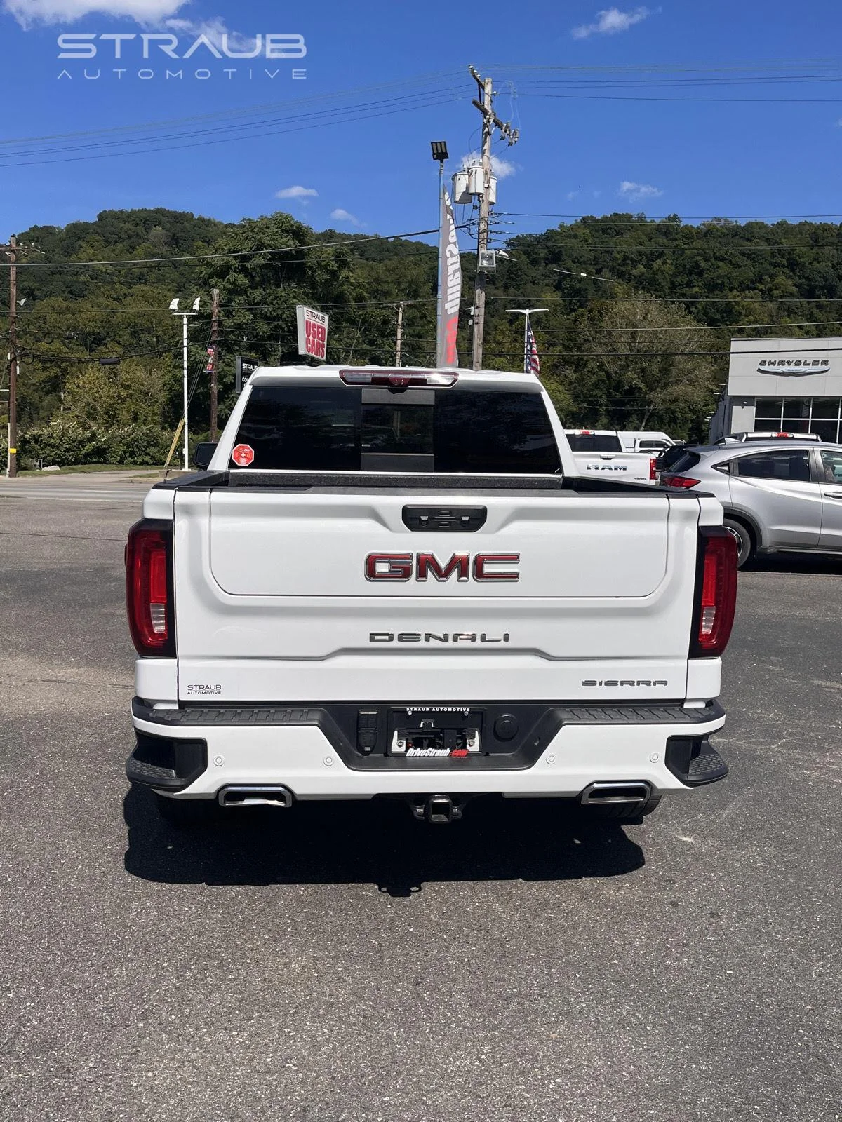 Used 2023 Summit White GMC Denali image 6
