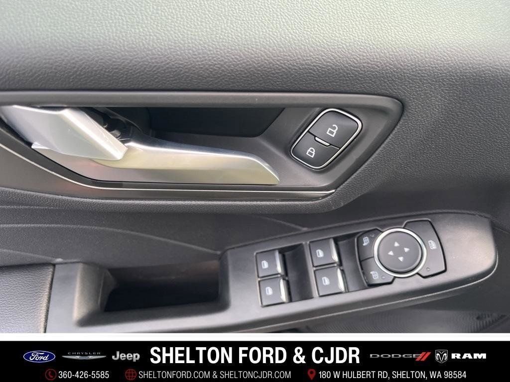 New 2025 Star White Metallic Tri-coat Ford Plug-in Hybrid image 12