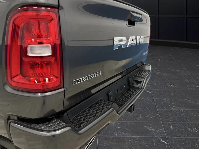 New 2026 Granite Crystal Metallic Clear-Coat Exterior Paint RAM Big Horn/Lone Star image 34