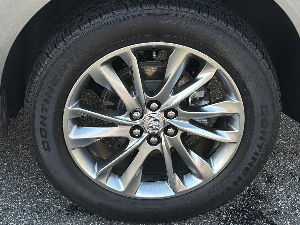 Used 2024 Moonstone Gray Metallic Buick Avenir image 6