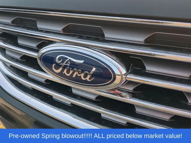 Used 2024 Green Ford Titanium image 8