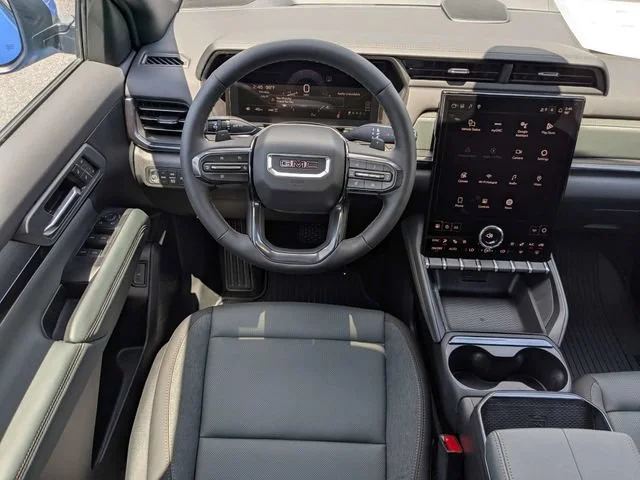 New 2026 Rapids Metallic GMC AT4 image 17