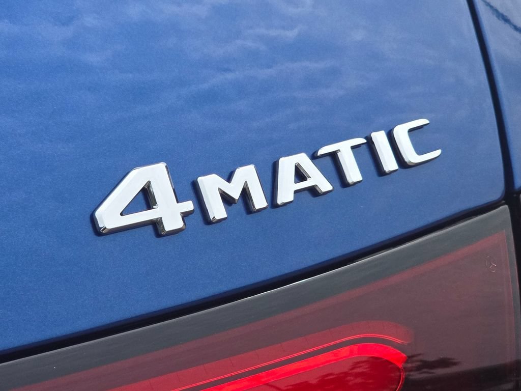 New 2026 Starling Blue Metallic Mercedes-Benz GLC 300 image 44