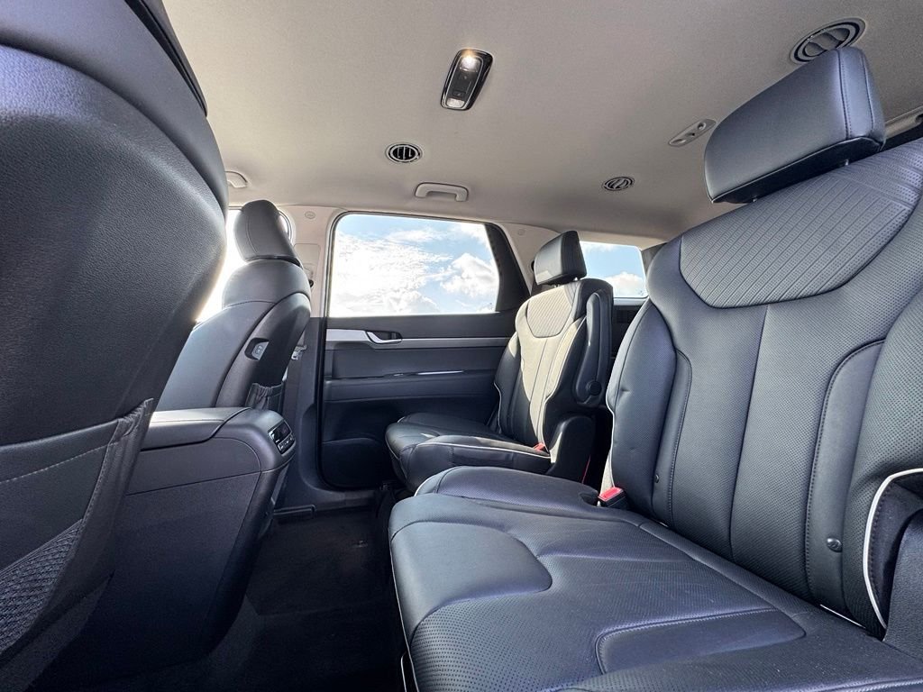 Used 2024 White Hyundai SEL image 20