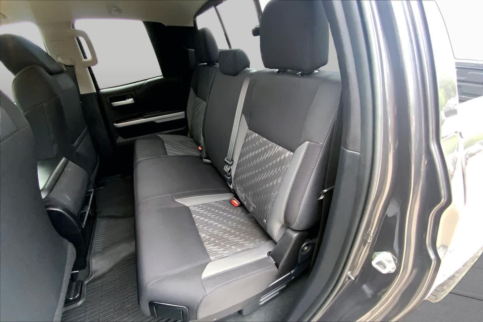 Used 2019 Magnetic Gray Metallic Toyota SR5 image 20