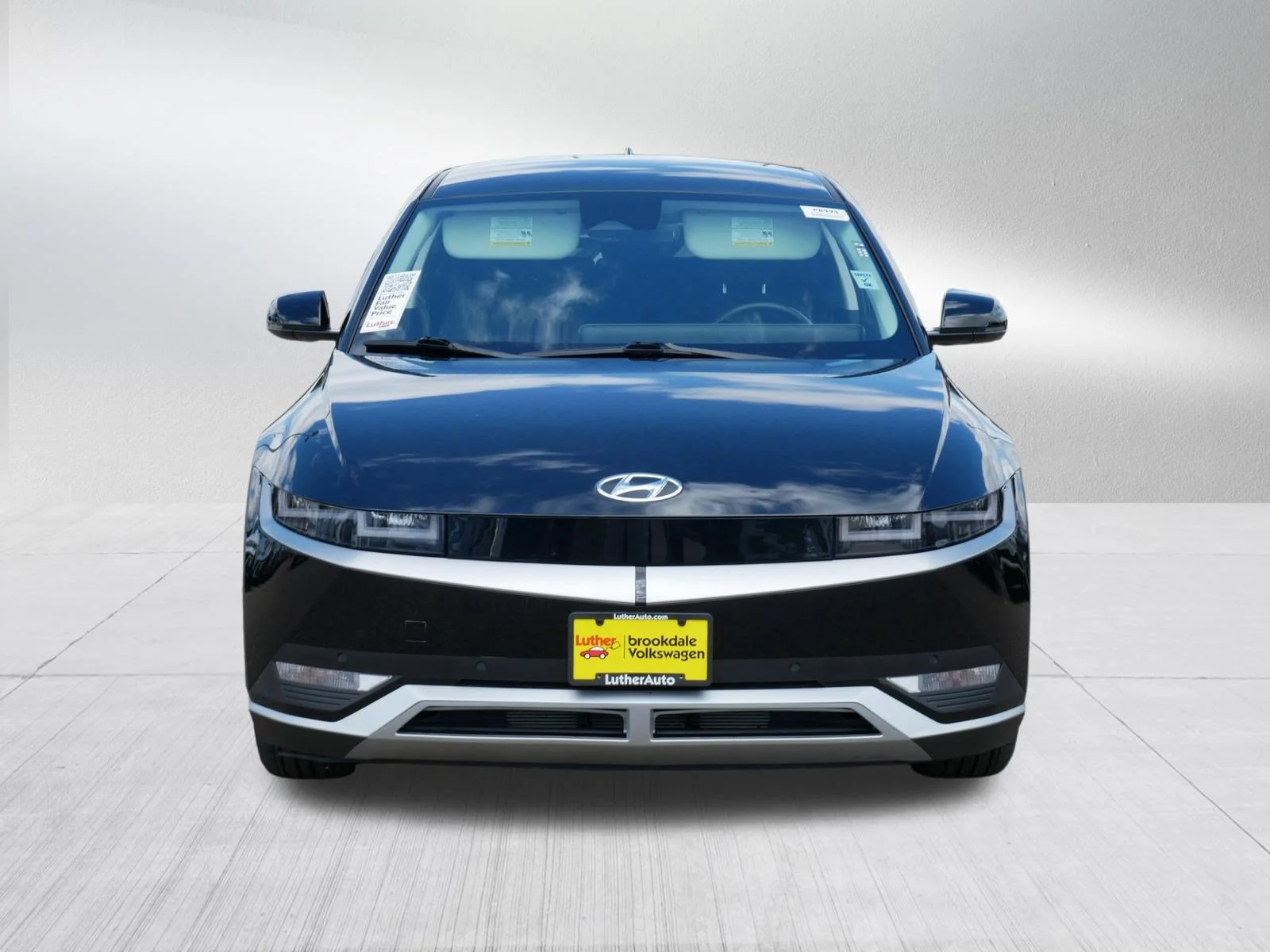 Used 2024 Hyundai IONIQ 5 SEL with VIN KM8KNDDF0RU294145 for sale in Minneapolis, MN
