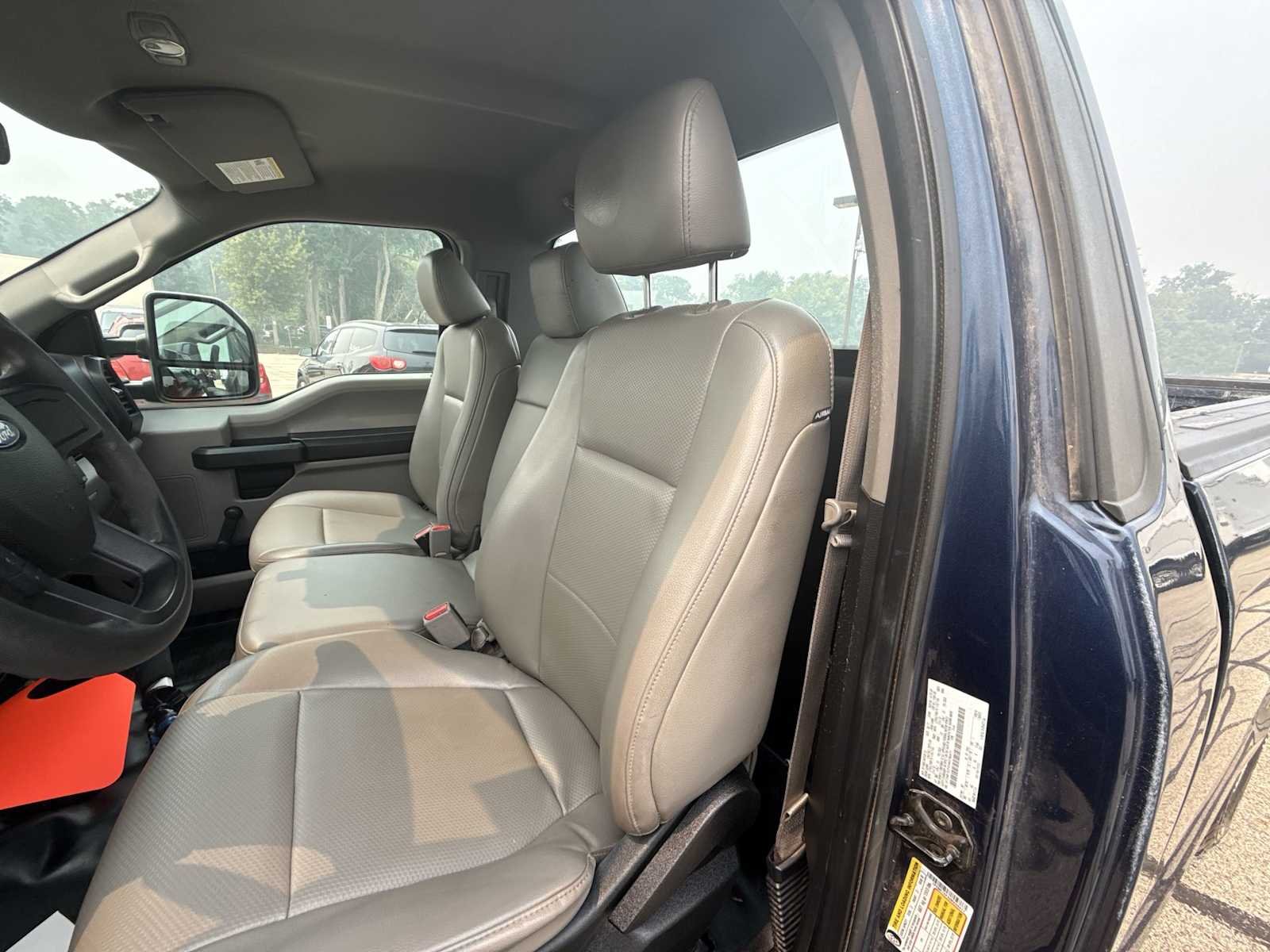 Used 2017 Blue Ford XL image 20