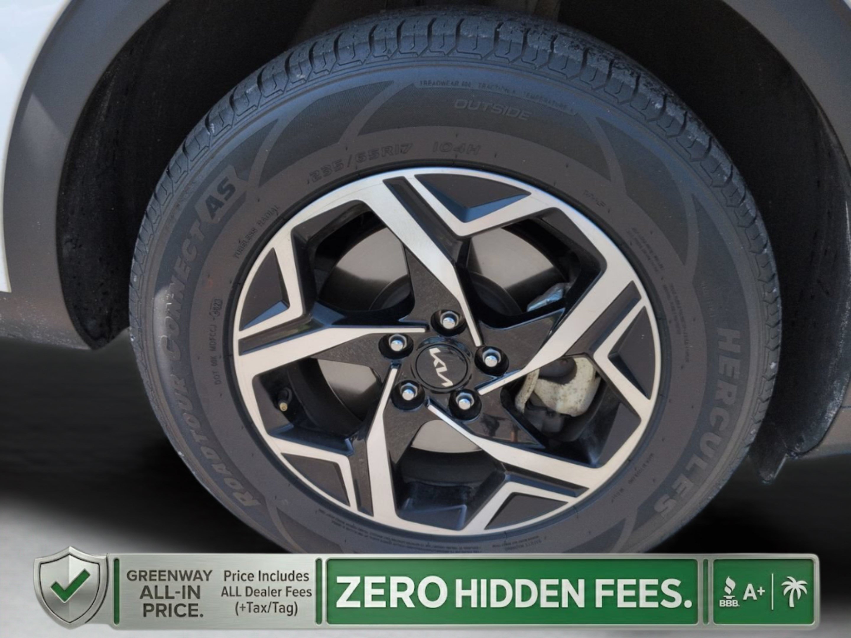 Certified Used 2023 Snow White Pearl Kia LX image 28