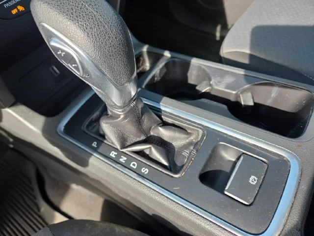 Used 2018 Black Ford SE image 26