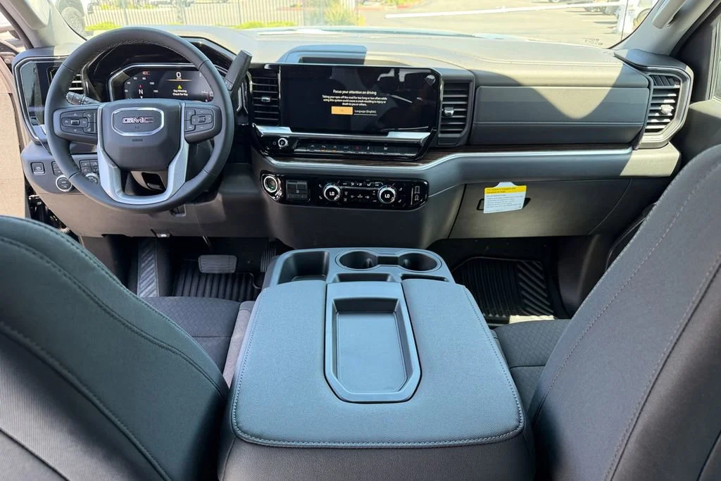 New 2026 Onyx Black GMC SLE image 29