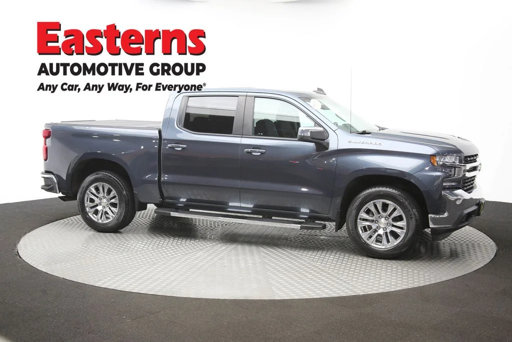 Used 2020 Gray Chevrolet LT image 45