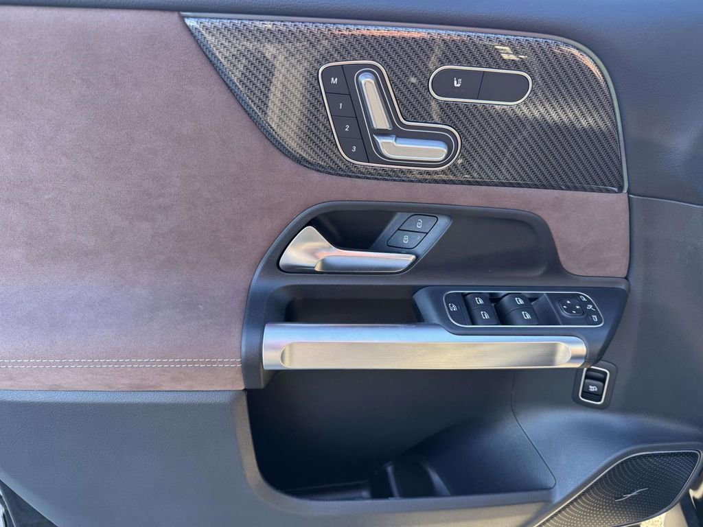 2026 Mercedes-Benz GLB AMG GLB 35 - Photo 17