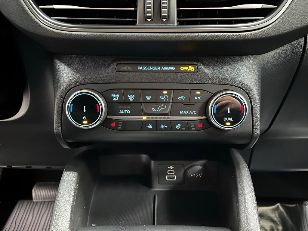 Used 2024 Silver Metallic Ford Active image 22