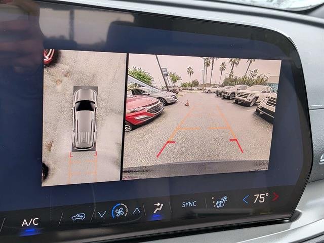 2027 Chevrolet Traverse LT - Photo 19