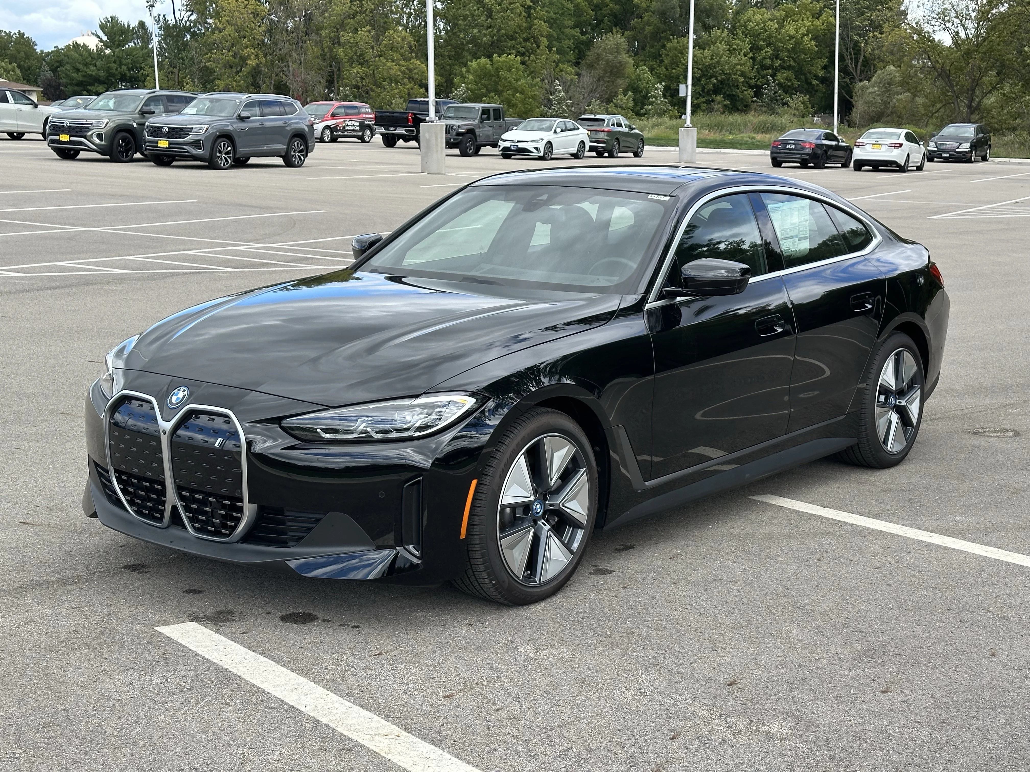 New 2024 Jet Black BMW eDrive40 image 3