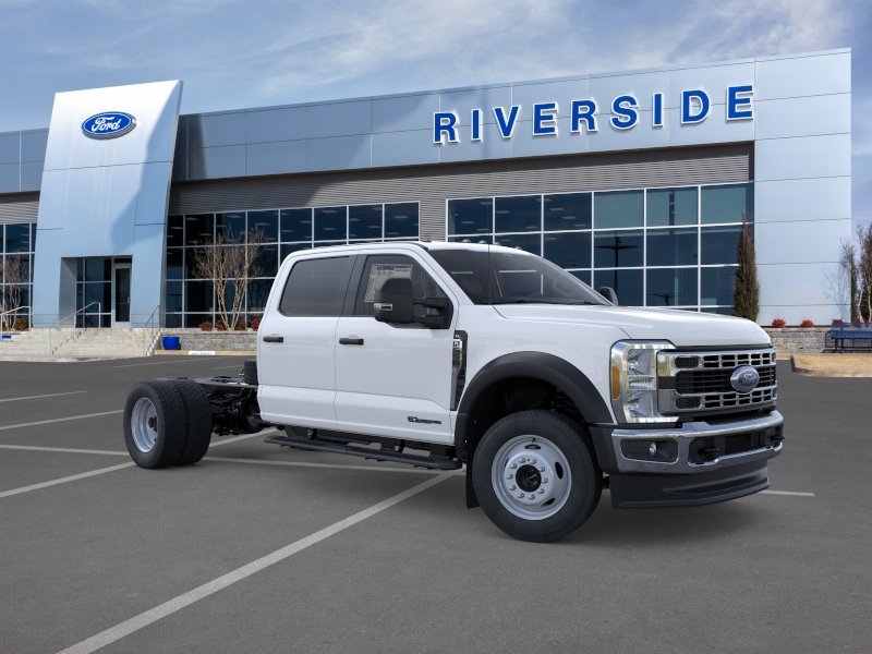 2026 Ford F-550 XL 4x4 Crew Cab 179-In DRW's photo