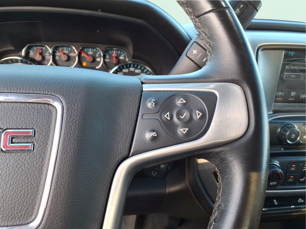 Used 2017 Silver GMC SLE image 18