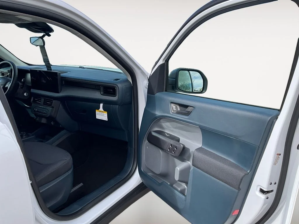 2026 Ford Maverick XL - Photo 9