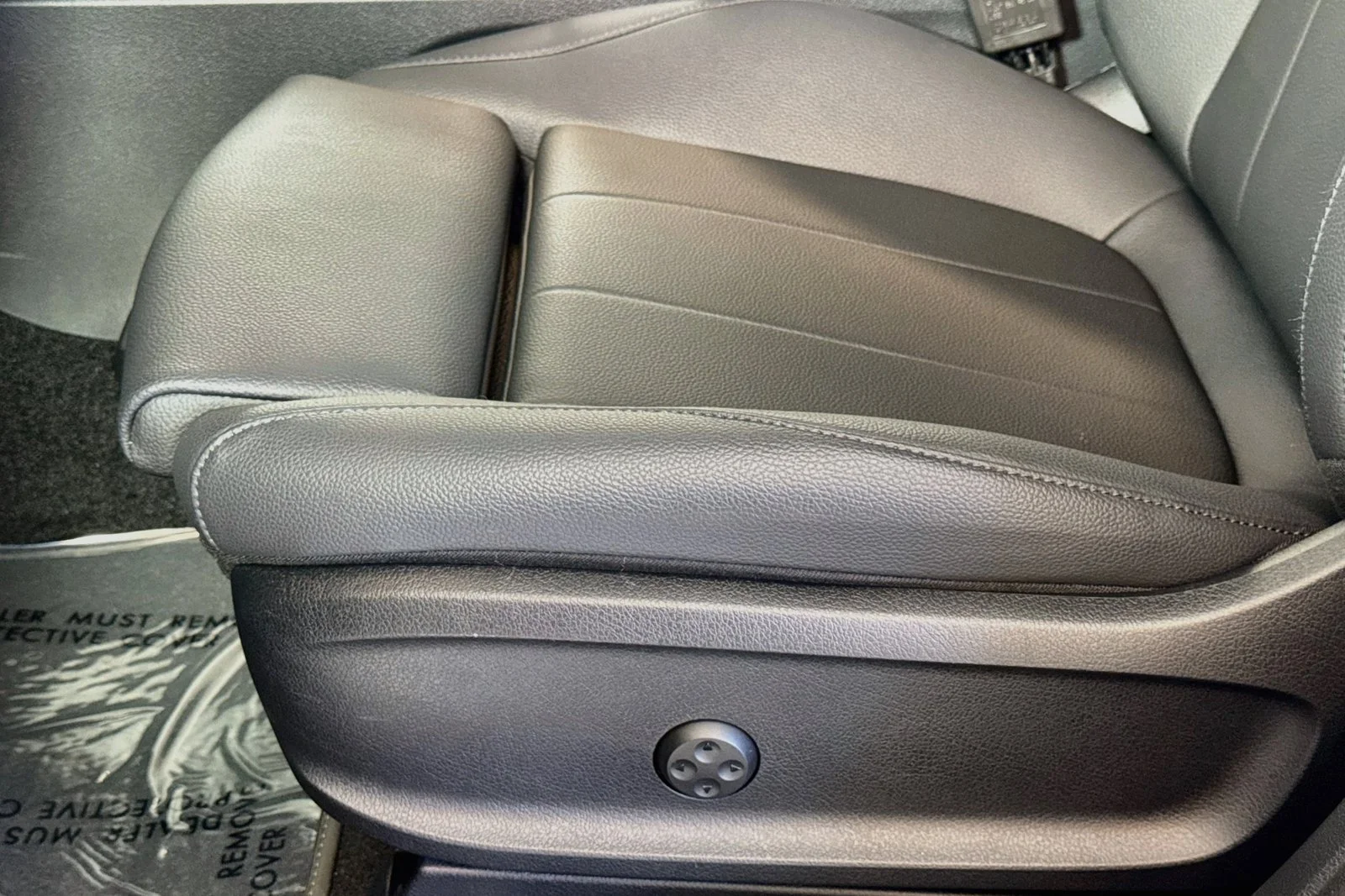 Used 2026 Night Black Mercedes-Benz GLB 250 image 18