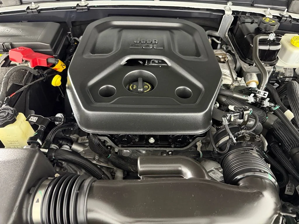 Used 2023 White Jeep Rubicon 4xe image 24