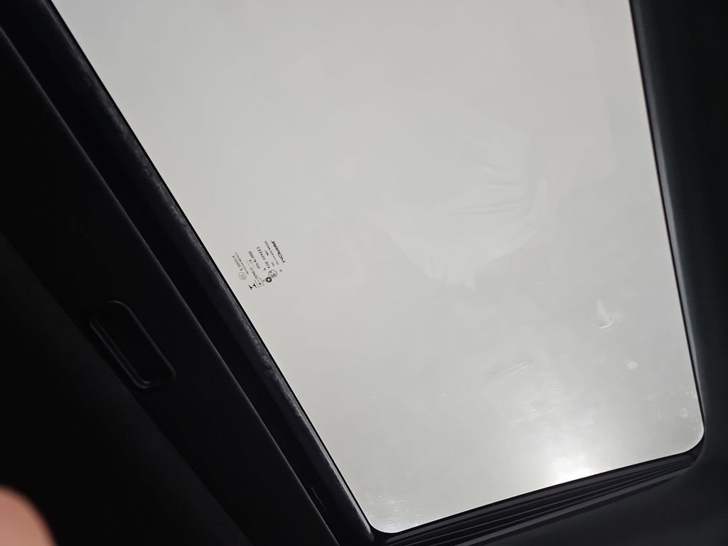Used 2016 White Jeep Limited image 22