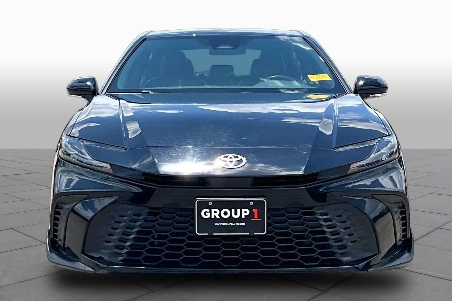 Used 2025 Midnight Black Metallic Toyota SE image 4