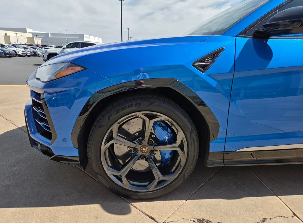 Certified Pre-Owned 2020 Lamborghini Urus Base 4D Sport Utility in