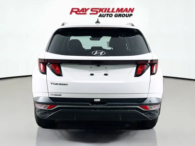 Used 2024 White Hyundai SEL image 6