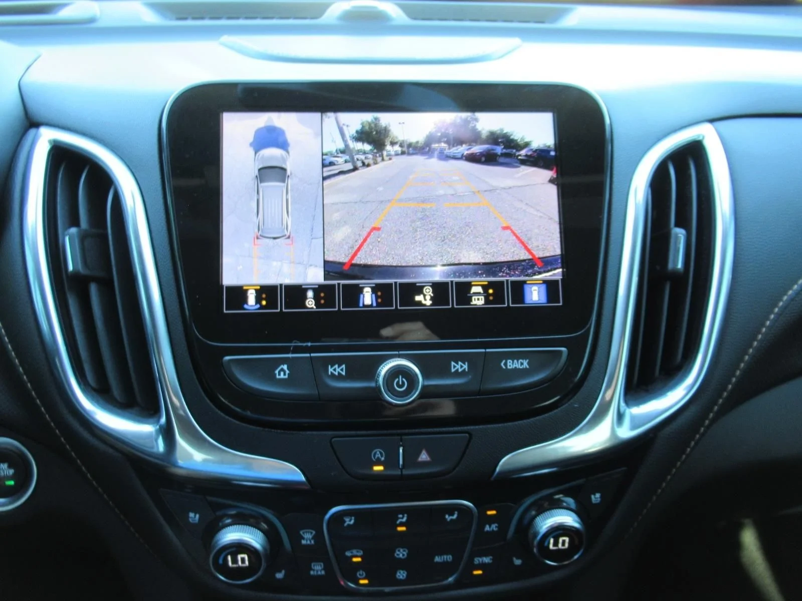 Used 2022 Black Chevrolet Premier image 27