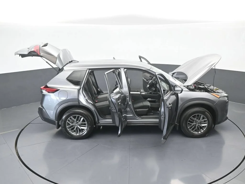 Used 2021 Gray Nissan S image 62