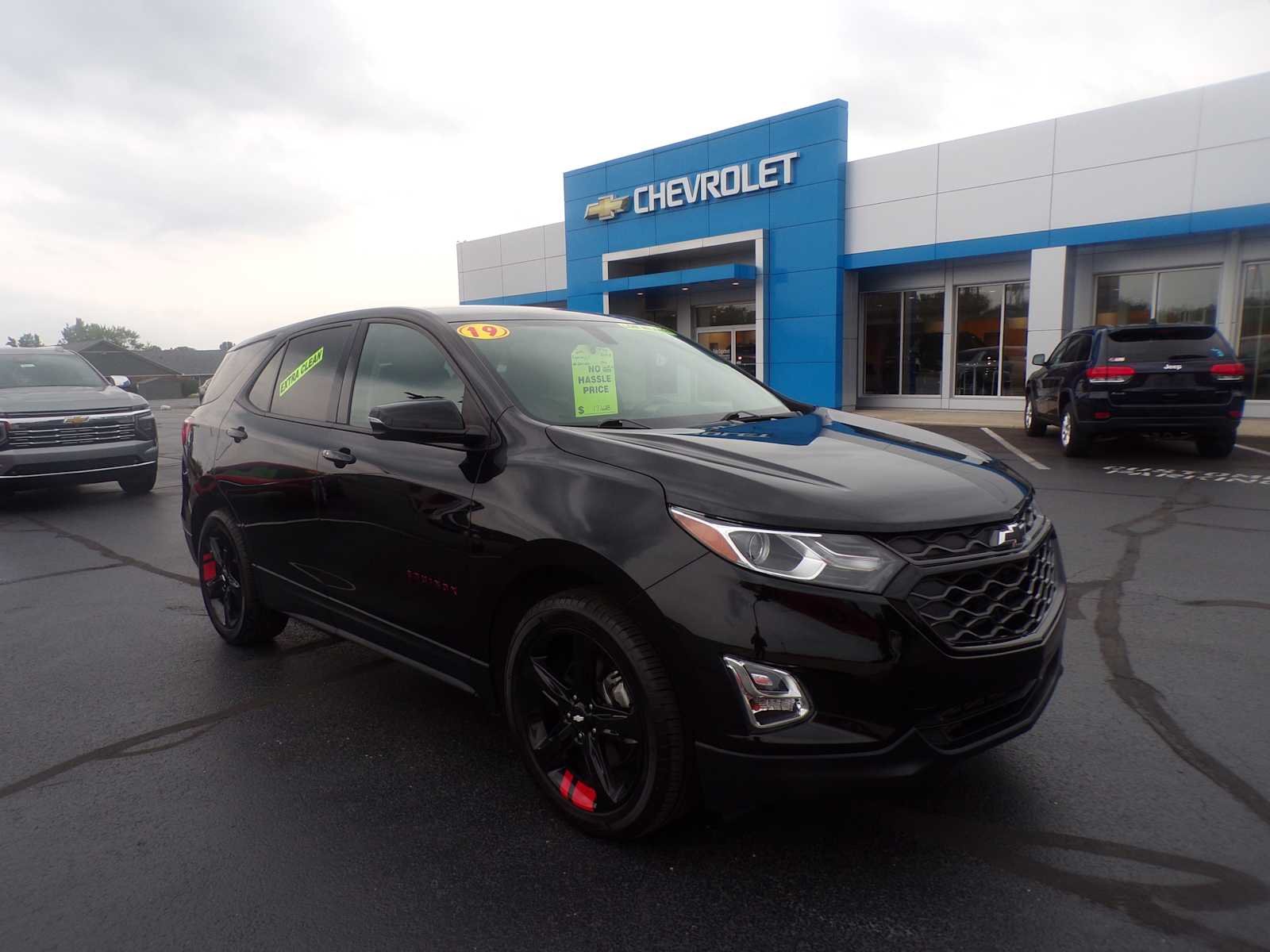 Used 2019 Chevrolet Equinox LT with VIN 2GNAXLEX2K6274356 for sale in Alexandria, IN