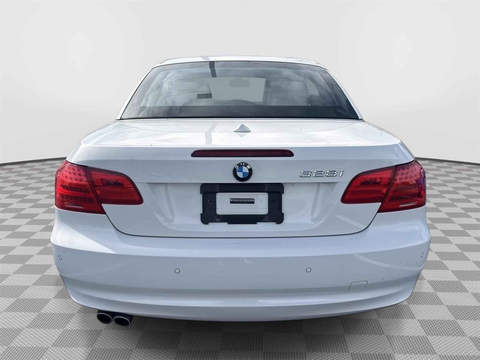 Used 2011 Alpine White BMW 328i image 14