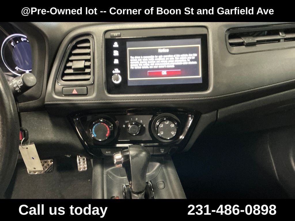 Used 2020  Honda Sport image 16