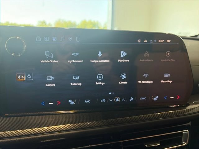 2027 Chevrolet Traverse Z71 - Photo 21
